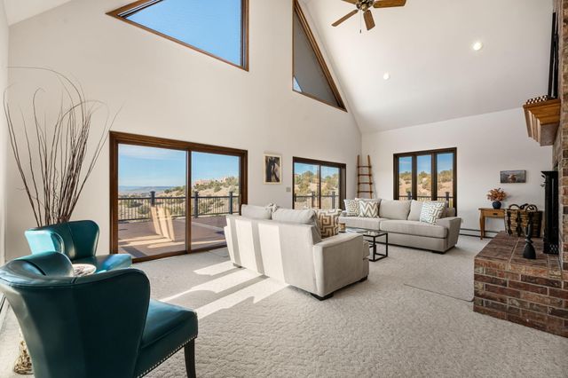 15 Coyote Run, Placitas, NM 87043