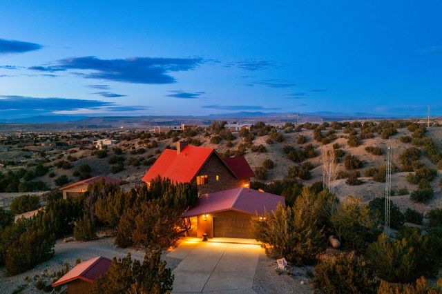 15 Coyote Run, Placitas, NM 87043