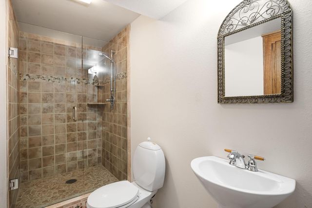 15 Coyote Run, Placitas, NM 87043