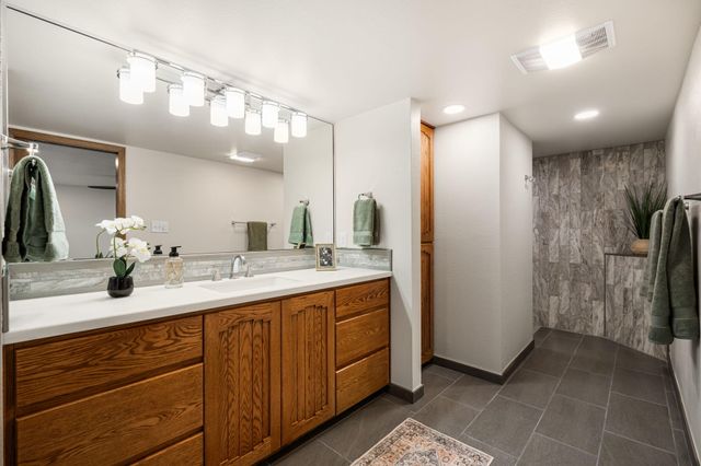 15 Coyote Run, Placitas, NM 87043