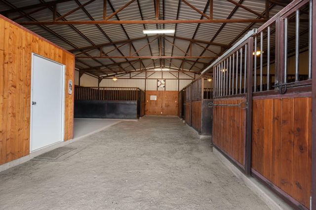 15 Coyote Run, Placitas, NM 87043