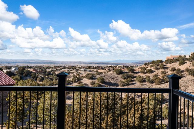 15 Coyote Run, Placitas, NM 87043