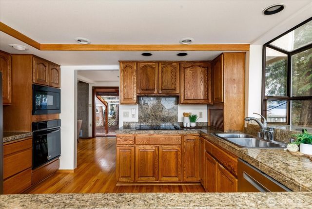 4612 Cypress Drive, Anacortes, WA 98221