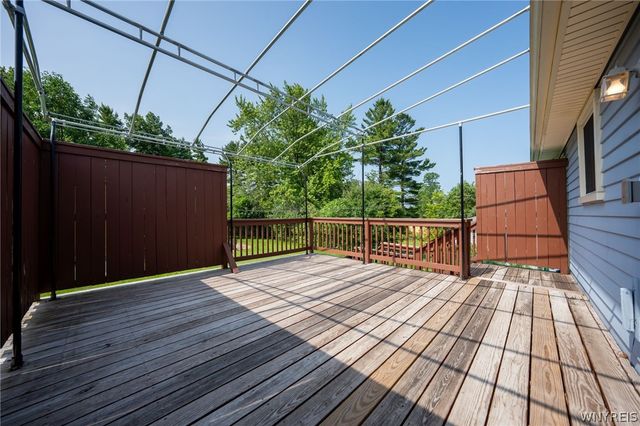 3933 Sharondale Drive, Hamburg, NY 14075