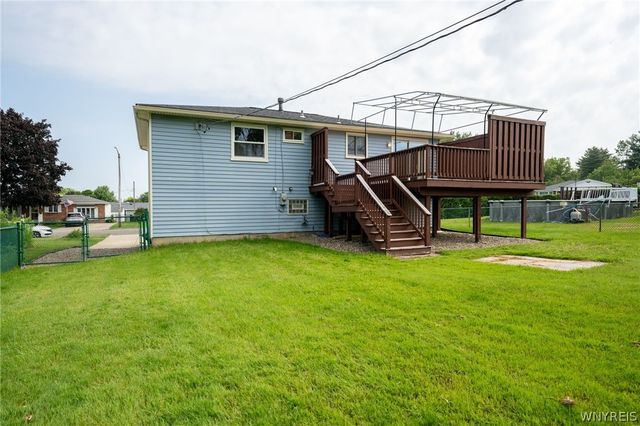 3933 Sharondale Drive, Hamburg, NY 14075