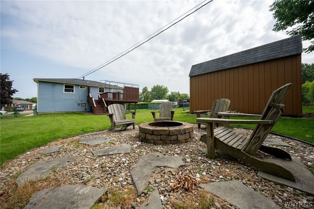 3933 Sharondale Drive, Hamburg, NY 14075