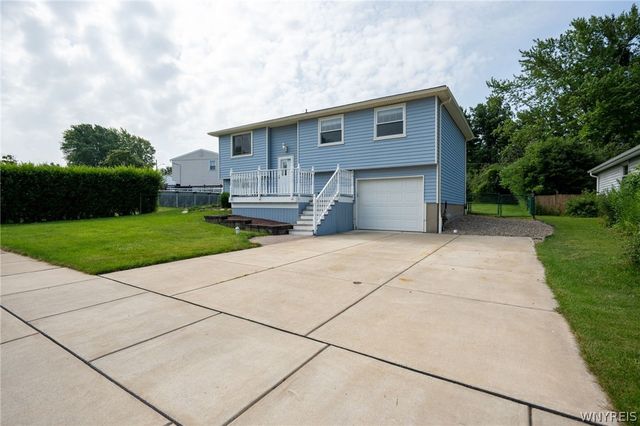 3933 Sharondale Drive, Hamburg, NY 14075