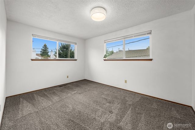 1810 N Highland Street, Tacoma, WA 98406