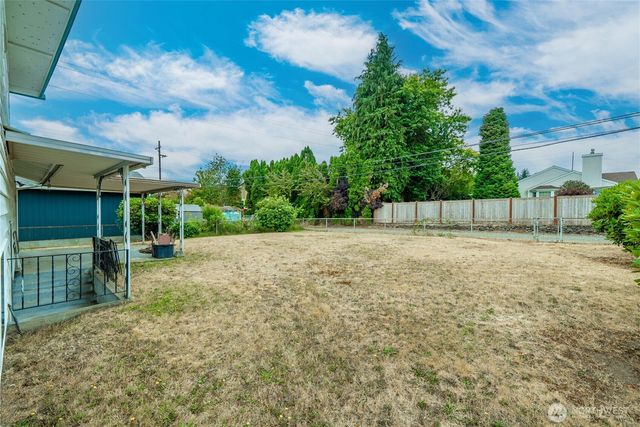 1810 N Highland Street, Tacoma, WA 98406