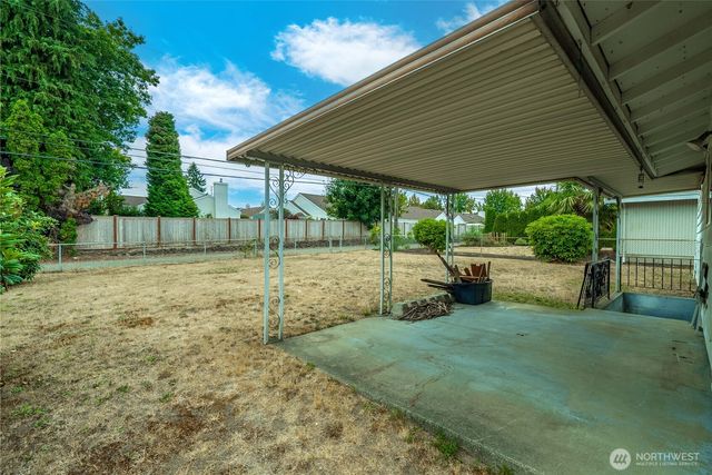 1810 N Highland Street, Tacoma, WA 98406