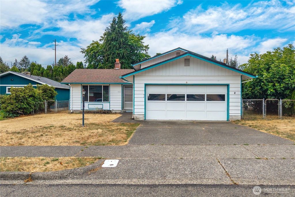 1810 N Highland Street, Tacoma, WA 98406
