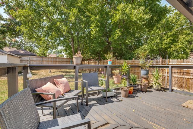 2610 Alco Avenue, Dallas, TX 75211