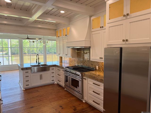 26035 La Hwy 77, Plaquemine, LA 70764