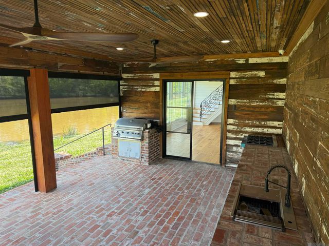 26035 La Hwy 77, Plaquemine, LA 70764