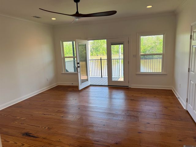 26035 La Hwy 77, Plaquemine, LA 70764