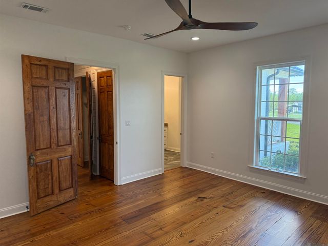 26035 La Hwy 77, Plaquemine, LA 70764