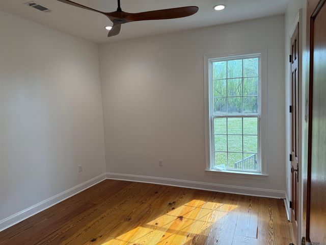 26035 La Hwy 77, Plaquemine, LA 70764