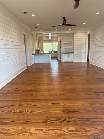 26035 La Hwy 77, Plaquemine, LA 70764