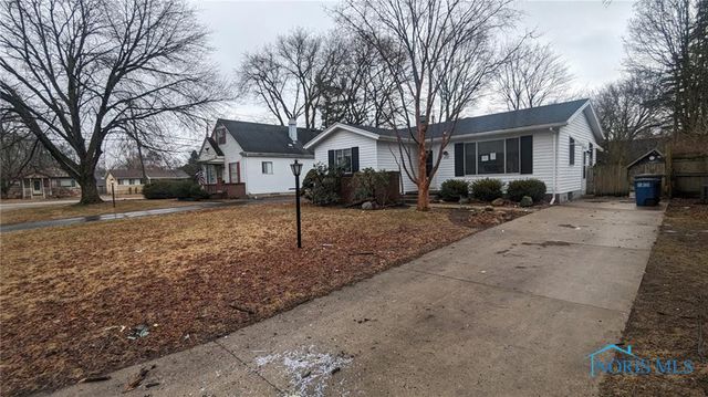 3513 Cedardale Court, Toledo, OH 43623