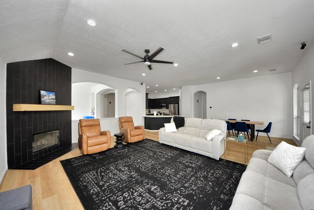 1910 Fox Path Court, Katy, TX 77494