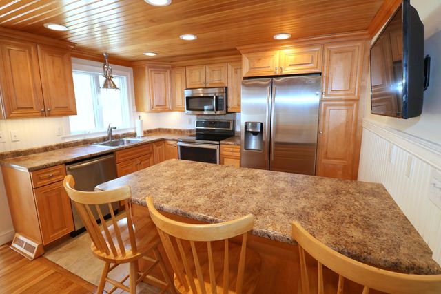 67 Raymond Avenue, South Yarmouth, MA 02664