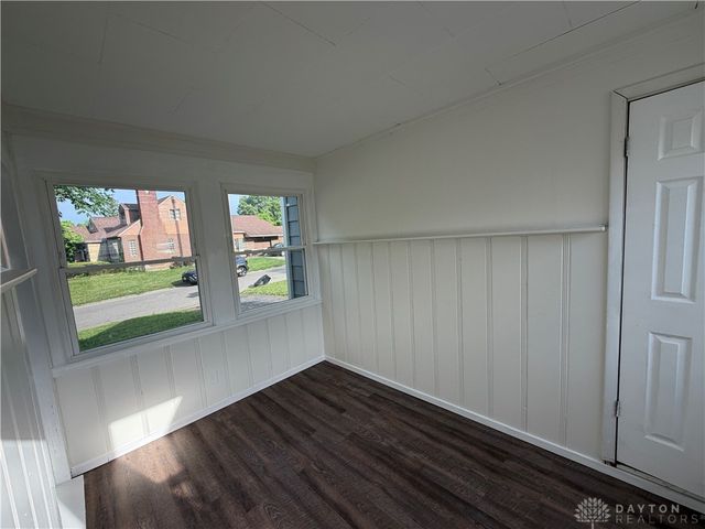 1402 Shaftesbury Road, Dayton, OH 45406