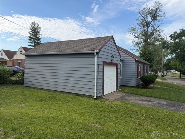 1402 Shaftesbury Road, Dayton, OH 45406