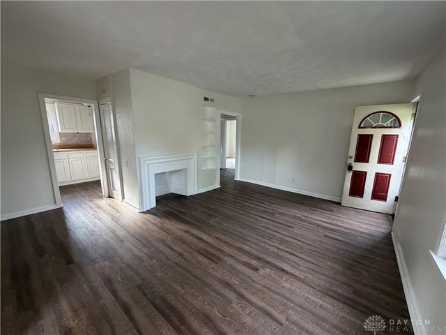 1402 Shaftesbury Road, Dayton, OH 45406