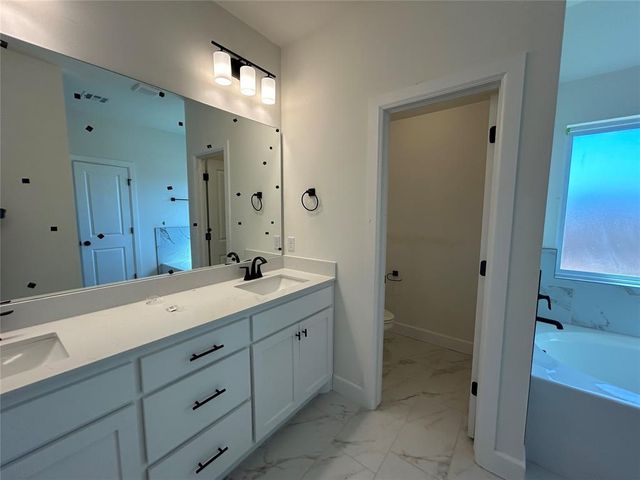 1309 Lighthorsemen Way, Choctaw, OK 73020