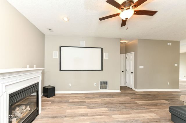 10043 Sanger Drive, Fishers, IN 46038