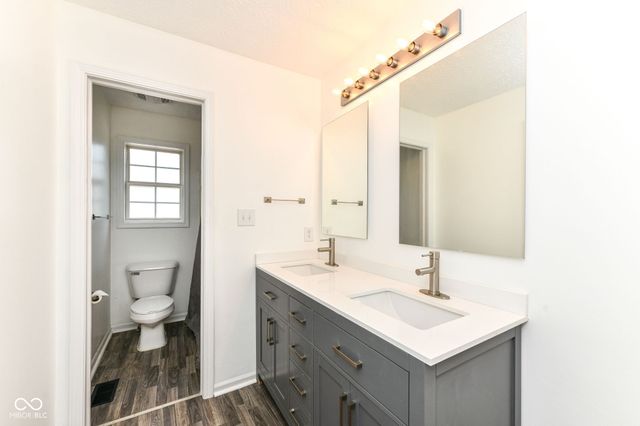 10043 Sanger Drive, Fishers, IN 46038