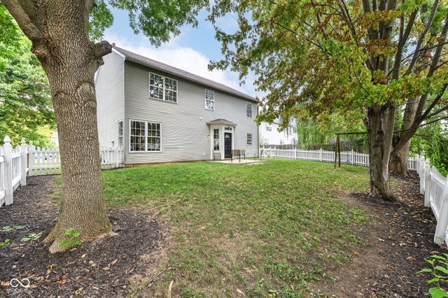 10043 Sanger Drive, Fishers, IN 46038
