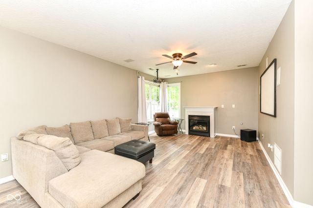 10043 Sanger Drive, Fishers, IN 46038