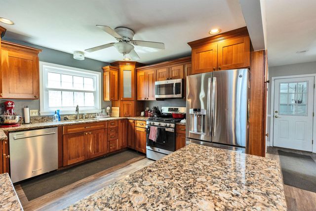 545 Hurricane Road, Keene, NH 03431