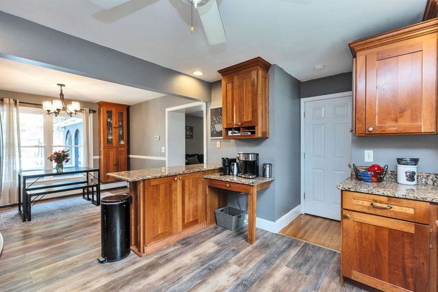 545 Hurricane Road, Keene, NH 03431