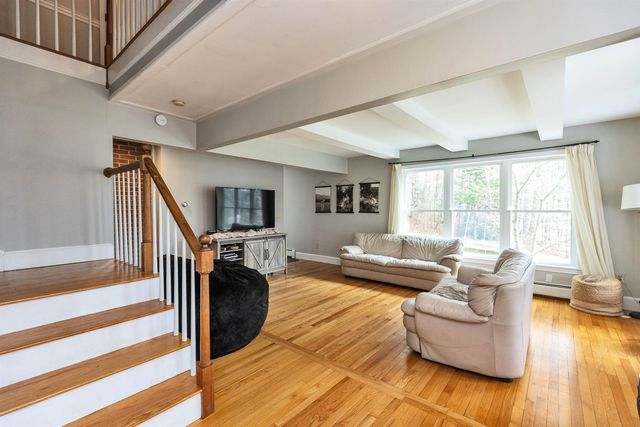 545 Hurricane Road, Keene, NH 03431