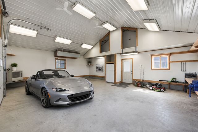 5698 Stagecoach Trail N, Stillwater, MN 55082