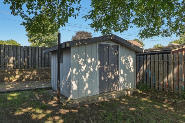 5698 Stagecoach Trail N, Stillwater, MN 55082