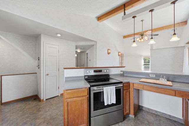 5698 Stagecoach Trail N, Stillwater, MN 55082