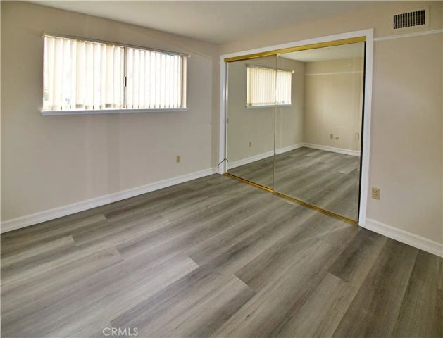 8142 Quakertown, Winnetka, CA 91306