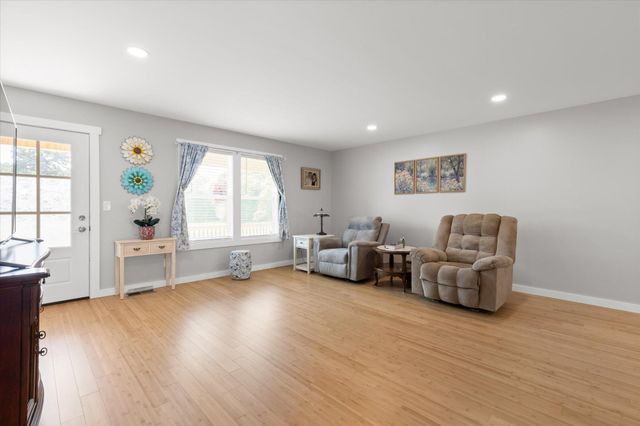 104 Lexington Stop Drive, Rock Spring, GA 30739