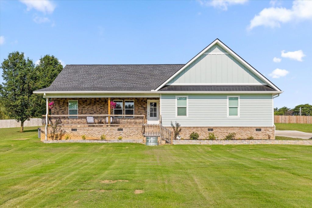 104 Lexington Stop Drive, Rock Spring, GA 30739