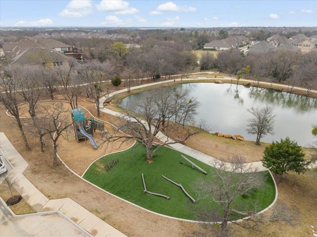 9420 Surveyor Road, Oak Point, TX 75068