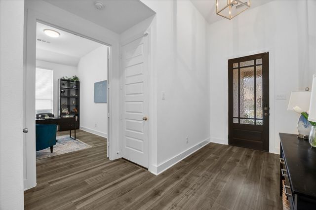 9420 Surveyor Road, Oak Point, TX 75068