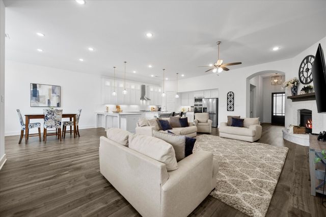 9420 Surveyor Road, Oak Point, TX 75068