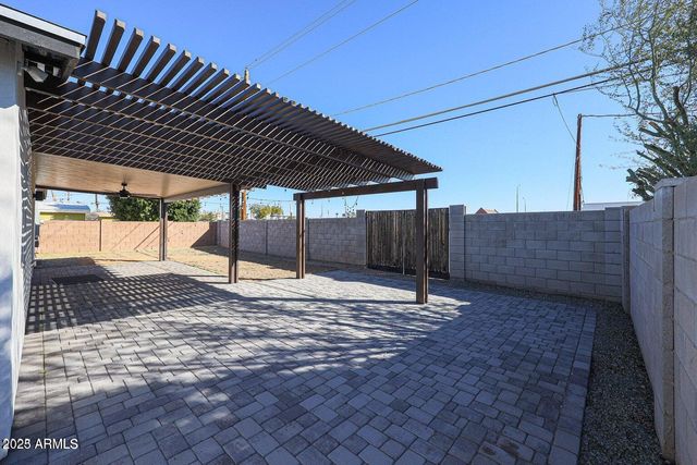 2651 N 71st Place, Scottsdale, AZ 85257
