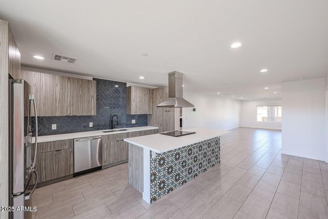 2651 N 71st Place, Scottsdale, AZ 85257