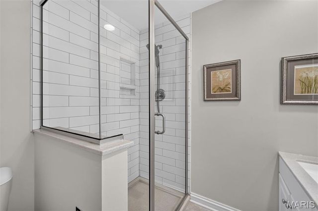 8 Haven View Drive, Creve Coeur, MO 63141
