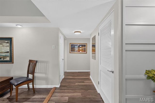 8 Haven View Drive, Creve Coeur, MO 63141