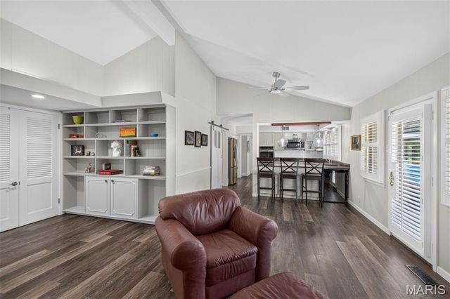8 Haven View Drive, Creve Coeur, MO 63141